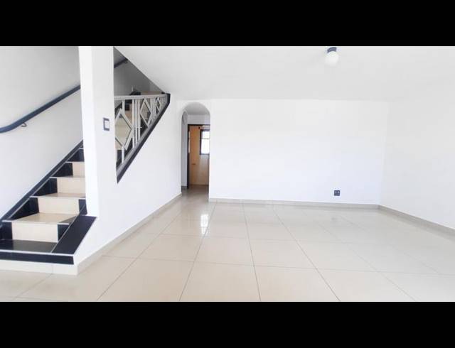 3 BEDROOM DUPLEX FOR SALE IN GREENBURY